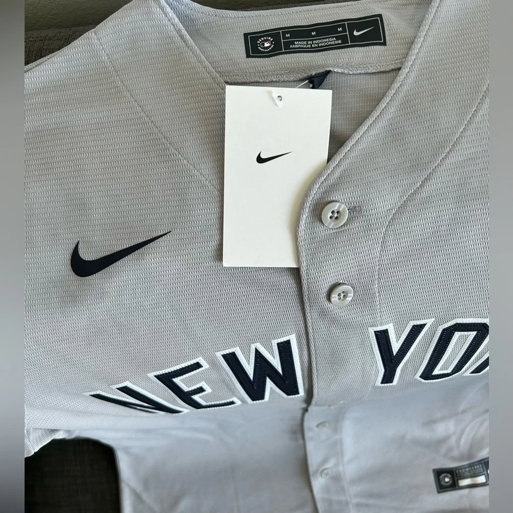 Nike Authentic New York Yankees Aaron Judge #99 Gray MLB Jersey Men’s Sz: M - Picture 3 of 6